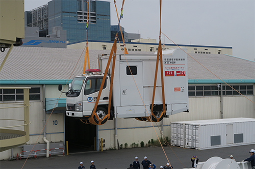ケーブル敷設船「きずな」