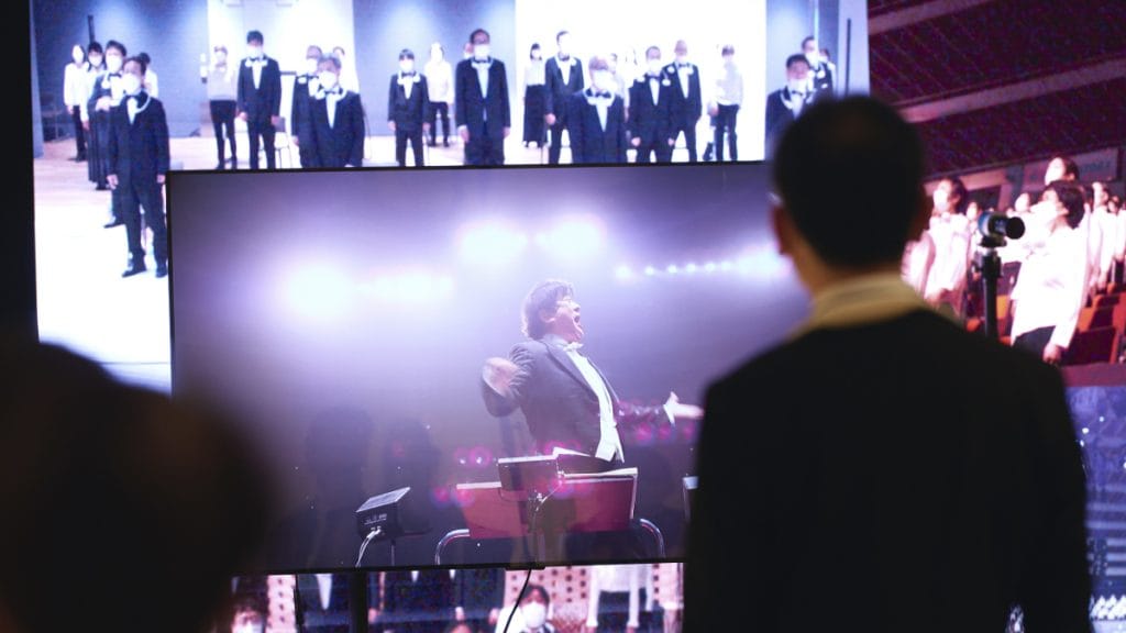 超低遅延映像伝送が実現した瞬間。「サントリー1万人の第九」遠隔合唱を成功させた舞台裏