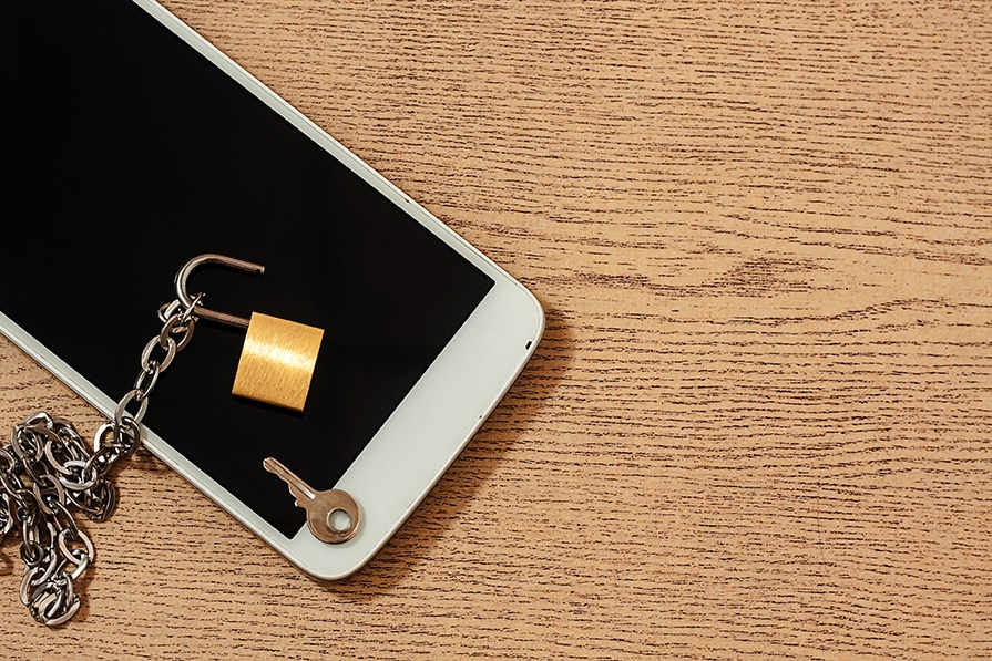 従業員がスマホをなくした!企業への影響は?