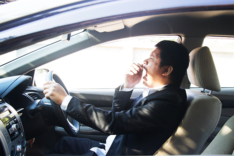 ついに「社用車」もアルコールチェック義務化…見えてきた“負担”とその緩和策