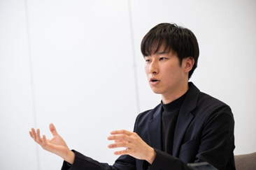 NTTコミュニケーションズ プラットフォームサービス本部 クラウド&ネットワークサービス部 第一サービス部門 第七グループ Catalyst / Service Coordinator 絹川颯平氏