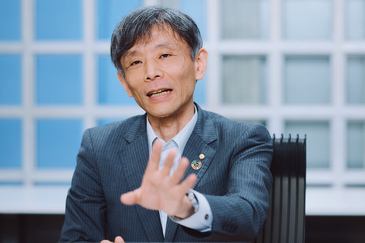 徳毛孝裕社長