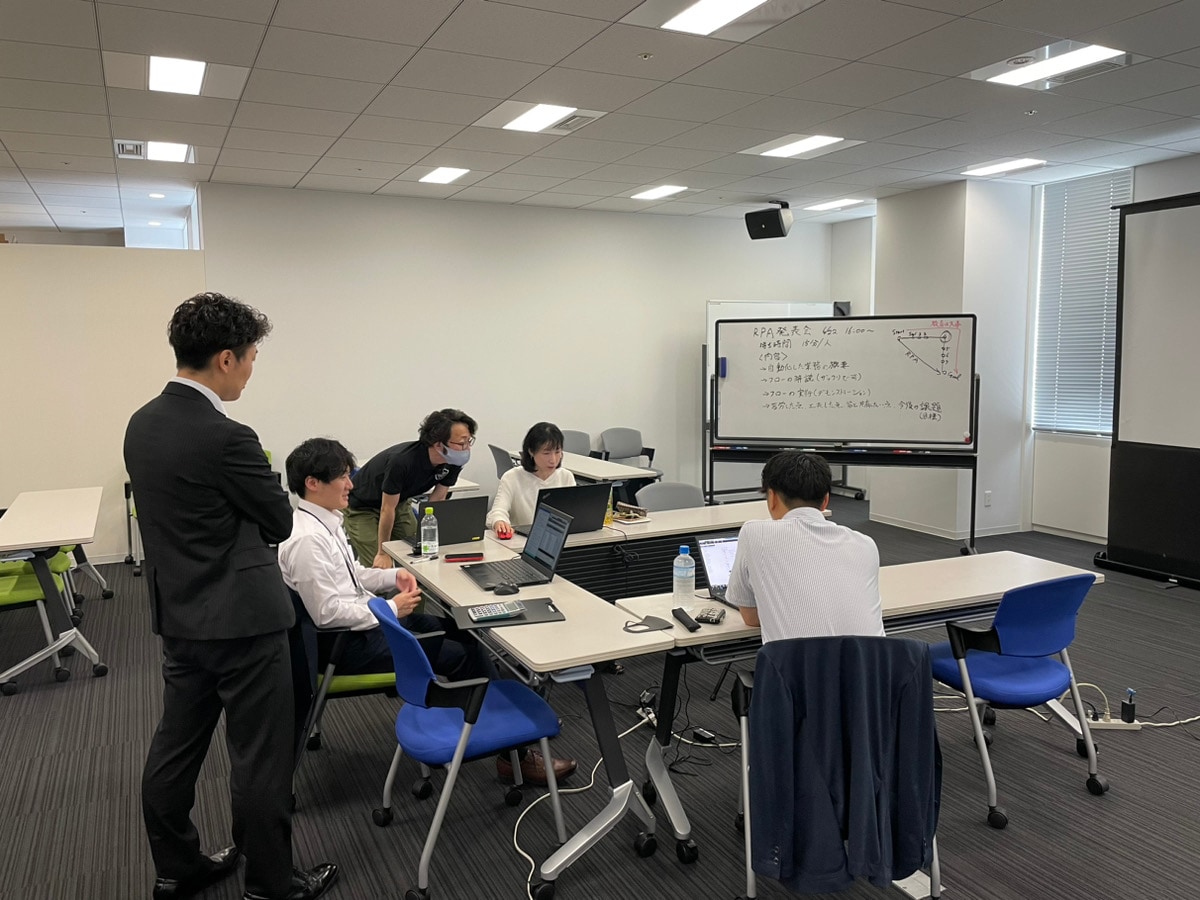 3日間で行われる勉強会では受講者、講師ともに本気で挑む