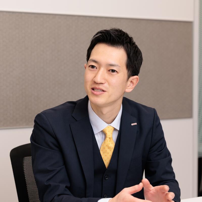 中川 力輝 氏