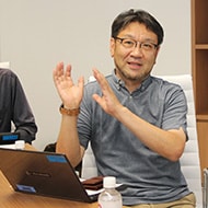 プラットフォームサービス本部 5G&IoTサービス部 第一サービス部門　主査　村田 一成