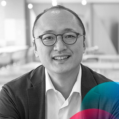 瀧 俊雄氏