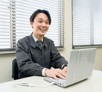 流通業界ではデータ交換手順の標準化が進んでいる。濵田さんは「流通BMS（Business Message Standards）が制定され、大量のデータ交換が容易になりましたが、こうしたものも積極的に取り入れていきます。クラウドの利用なども視野に入れながら、低コスト、高パフォーマンスなシステムを目指していきたい」と意気込みを語る。