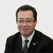 山岸 直志 氏