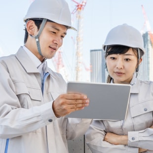 「現場への指示伝達をもっと手軽に」イメージイラスト