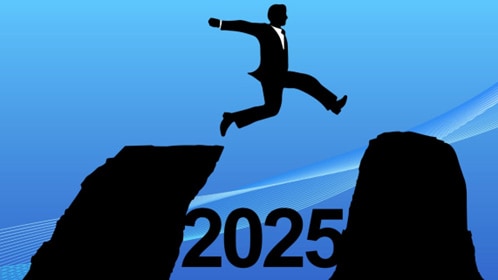 モダナイゼーションとは？レガシーシステムからの脱却で2025年の崖を回避する方法