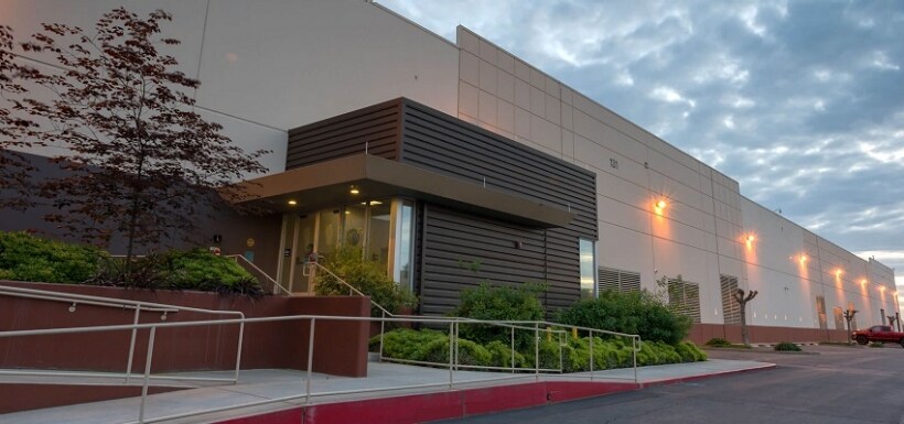 California Sacramento 3 (CA3) Data Center California Sacramento 3 (CA3) Data Center