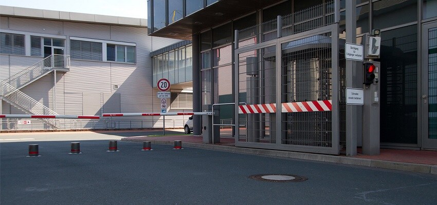 Germany Frankfurt 1 Data Center ENTRANCE GATE Germany Frankfurt 1 Data Center ENTRANCE GATE