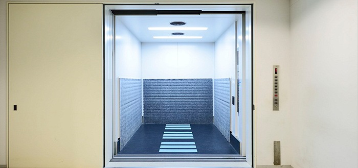 Tokyo No.4 Data Center FREIGHT ELEVATOR Tokyo No.4 Data Center FREIGHT ELEVATOR