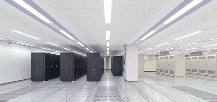 Tokyo No.4 Data Center SERVER ROOM Tokyo No.4 Data Center SERVER ROOM