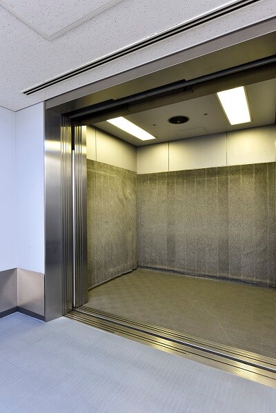 Tokyo No.9 Data Center FREIGHT ELEVATOR Tokyo No.9 Data Center FREIGHT ELEVATOR