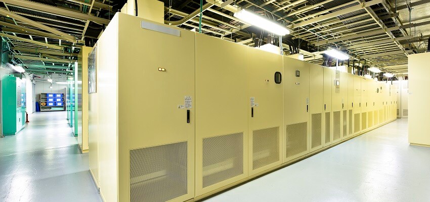 Tokyo No.9 Data Center UPS ROOM Tokyo No.9 Data Center UPS ROOM