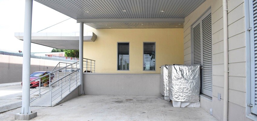 Philippines Manila Paranaque Data Center LOADING BAY Philippines Manila Paranaque Data Center LOADING BAY