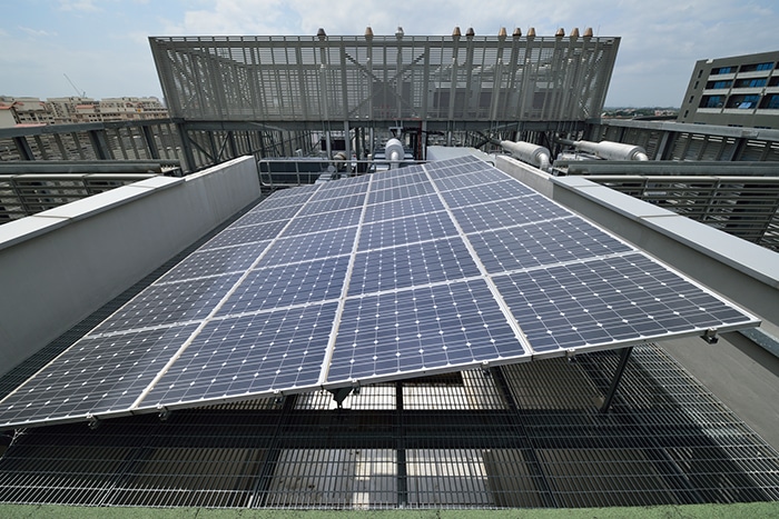 Singapore Serangoon Data Center SOLAR PANELS Singapore Serangoon Data Center SOLAR PANELS