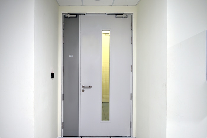 Singapore Serangoon Data Center ENTRANCE OF SERVER ROOM Singapore Serangoon Data Center ENTRANCE OF SERVER ROOM