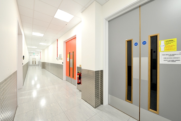 UK Hemel Hempstead 2 Data Center CORRIDOR UK Hemel Hempstead 2 Data Center CORRIDOR