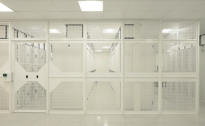 UK Hemel Hempstead 2 Data Center CAGE UK Hemel Hempstead 2 Data Center CAGE