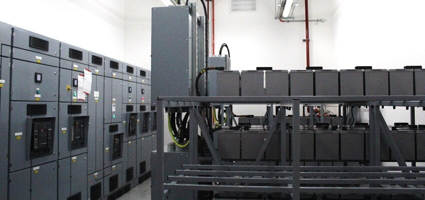UK Slough 2 Data Center POWER PLANT ROOM BATTERIES UK Slough 2 Data Center POWER PLANT ROOM BATTERIES