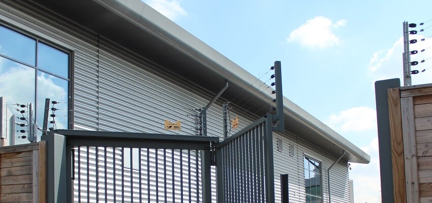 UK Slough 2 Data Center BUILDING OVERVIEW UK Slough 2 Data Center BUILDING OVERVIEW
