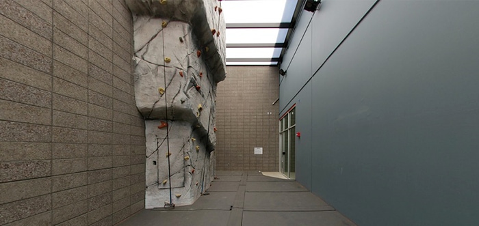 California Sacramento 3 (CA3) Data Center PATIO / CLIMBING WALL California Sacramento 3 (CA3) Data Center PATIO / CLIMBING WALL
