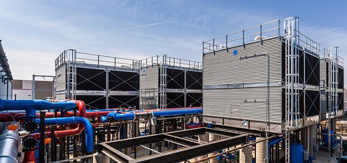 California Sacramento 3 (CA3) Data Center CHILLER SYSTEMS California Sacramento 3 (CA3) Data Center CHILLER SYSTEMS