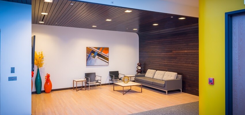 Virginia Ashburn 2 (VA2) Data Center ENTRANCE LOBBY Virginia Ashburn 2 (VA2) Data Center ENTRANCE LOBBY