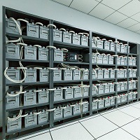 インド バンガロール 2 UPSルーム バッテリー インド バンガロール 2 UPSルーム バッテリー