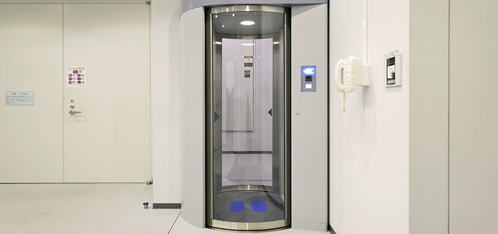 東京第4データセンター サーバールーム入口 東京第4データセンター サーバールーム入口