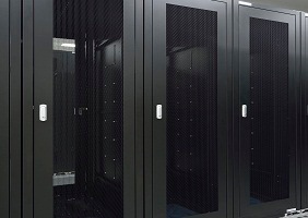 東京第4データセンター サーバールーム 標準ラック 東京第4データセンター サーバールーム 標準ラック