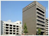 menicon_photo01 株式会社メニコン
